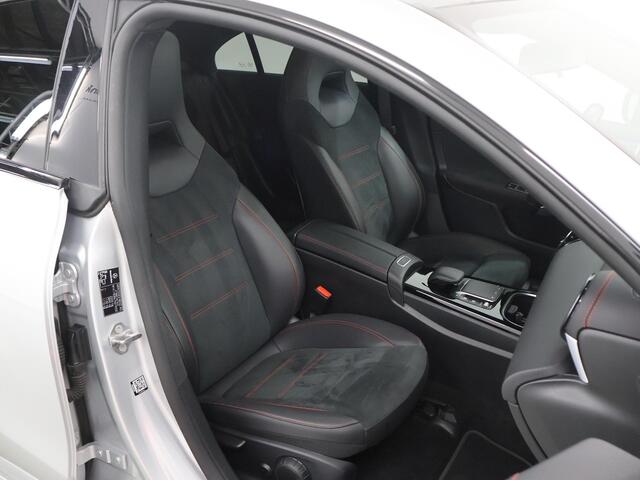 Mercedes-Benz CLA-KLASSE 250 e Premium Plus | AMG | Panoramadak | Night pakket |