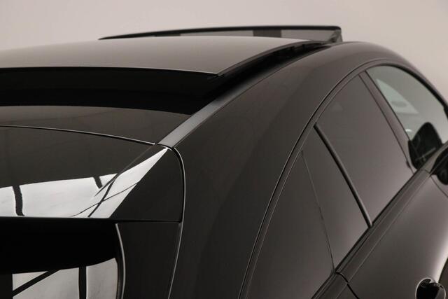 Mercedes-Benz CLA-KLASSE Shooting Brake 250 e AMG-Line Premium Plus | PANORAMADAK | DAB | APPLE | TREKHAAK