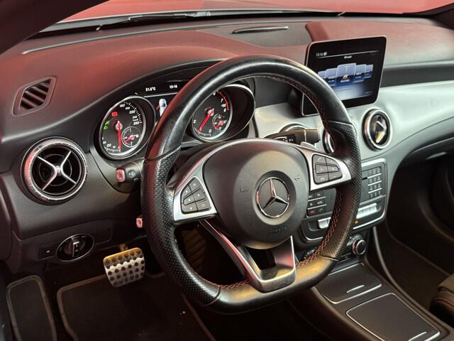 Mercedes-Benz CLA-KLASSE Shooting Brake CLA Shooting Brake 180 Business Solution AMG Night Upgrade | Panorama | Automaat | Stoelverwarming