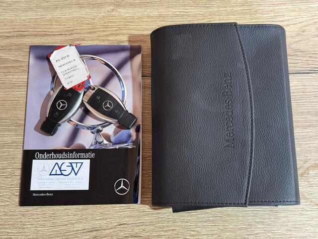 Mercedes-Benz CLA-KLASSE Shooting Brake CLA Shooting Brake 180 Business Solution AMG Night Upgrade | Panorama | Automaat | Stoelverwarming