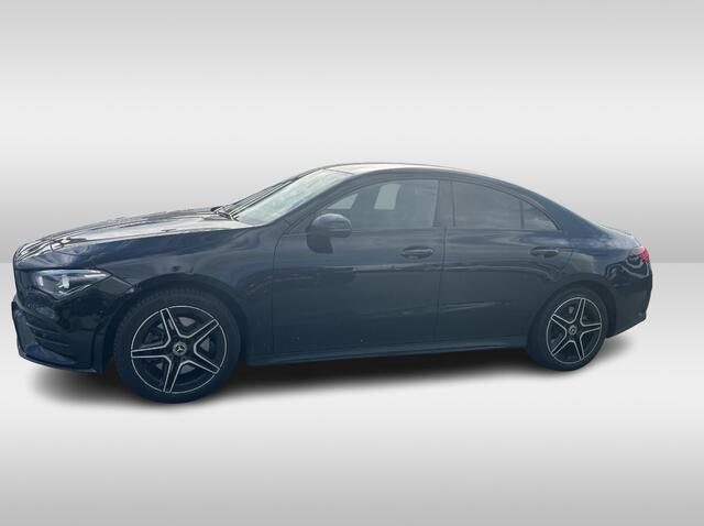 Mercedes-Benz CLA-KLASSE 250 e Business Solution AMG Limited / Panoramadak / Camera / Sfeerverlichting / CarPlay / 18'' / Navigatie / Stoelverwarming / DAB / Cruise Control