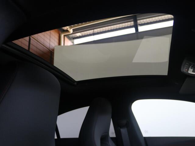 Mercedes-Benz CLA-KLASSE 180 Business Solution AMG | Techniek Pakket | 360* Camera | Burmester | Rij-assistentie | 19inch