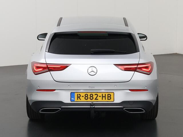 Mercedes-Benz CLA-KLASSE Shooting Brake 180 Luxury Line | Stoelverwarming | Premium Pack | Distronic | Multibeam | Achteruitrijcamera |