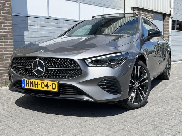 Mercedes-Benz CLA-KLASSE Shooting Brake 250 e Star Edition Luxury | Panoramadak | Nightpakket | MULTIBEAM LED | Dodehoekassistent | Sfeerverlichting | Stoelverwarming | Apple CarPlay | Android Auto | Achteruitrijcamera