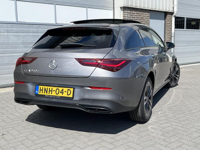 Mercedes-Benz CLA-KLASSE Shooting Brake 250 e Star Edition Luxury | Panoramadak | Nightpakket | MULTIBEAM LED | Dodehoekassistent | Sfeerverlichting | Stoelverwarming | Apple CarPlay | Android Auto | Achteruitrijcamera
