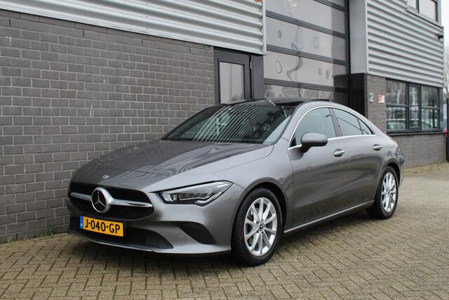 Mercedes-Benz CLA-KLASSE 200 Business Solution Luxury / Panoramadak / N.A.P.