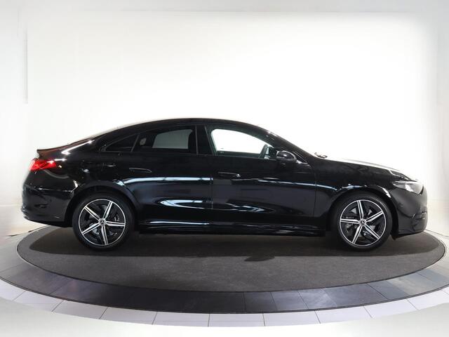 Mercedes-Benz CLA-KLASSE 250+ Launch Edition 85 kWh | Night | Panoramadak | Stoelverwarming | DISTRONIC | Achteruitrijcamera | Dodehoekassistent | Trekhaak |
