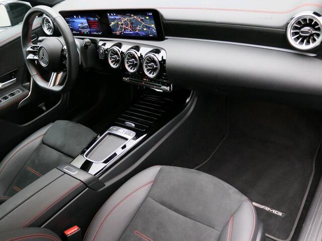Mercedes-Benz CLA-KLASSE Shooting Brake 250 e Star Edition LIMITED AMG Line | Night Pakket | | Sfeerverlichting | Dodehoek Assist | Achteruitrijcamera | Ledkoplampen. Inclusief 24 maanden Mercedes-Benz Certified garantie voor Europa.