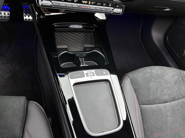Mercedes-Benz CLA-KLASSE Shooting Brake 250 e Business Solution AMG | Nightpakket | Smartphone-integratie | Multibeam LED | Panoramaschuifdak | Stoelverwarming voor | Sfeerverlichting | KEYLESS-GO comfortpakket |