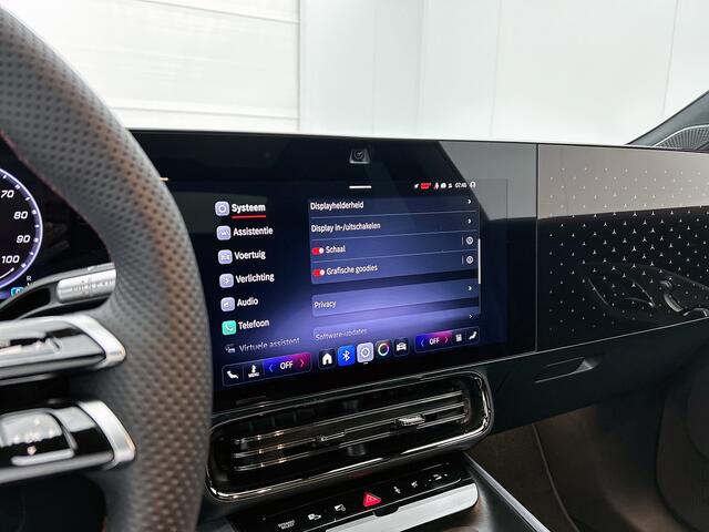 Mercedes-Benz CLA-KLASSE 250+ Launch Edition 85 kWh | Trekhaak | Warmtepomp | Multibeam LED | Panoramadak | Nightpakket | Smartphone integratie | Memorypakket | Adaptieve Cruisecontrol | Sierdelen aluminium | Antidiefstal pakket URBAN GUARD |