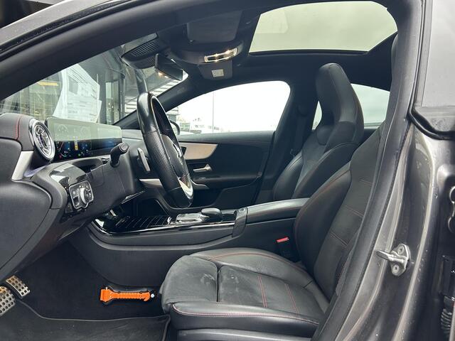 Mercedes-Benz CLA-KLASSE 250 e Business Solution AMG Limited | Panoramadak | Memorypakket | Sfeerverlichting