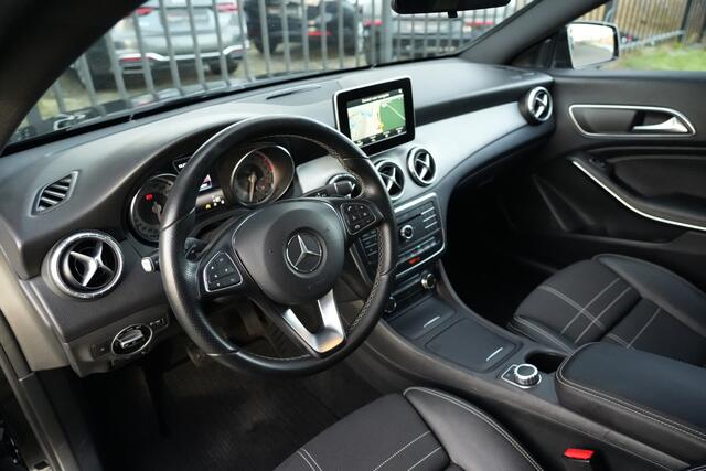 Mercedes-Benz CLA-KLASSE Shooting Brake 180 Prestige 123pk Navigatie/Stoelverwarming/Camera