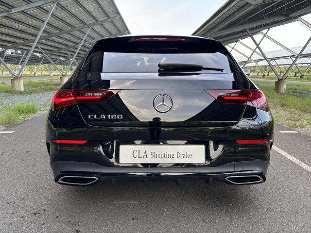 Mercedes-Benz CLA-KLASSE Shooting Brake 180 Business Solution AMG | Night | Panoramadak | AMG Line Plus | Head-up display | 360 camera | Sfeerverlichting |