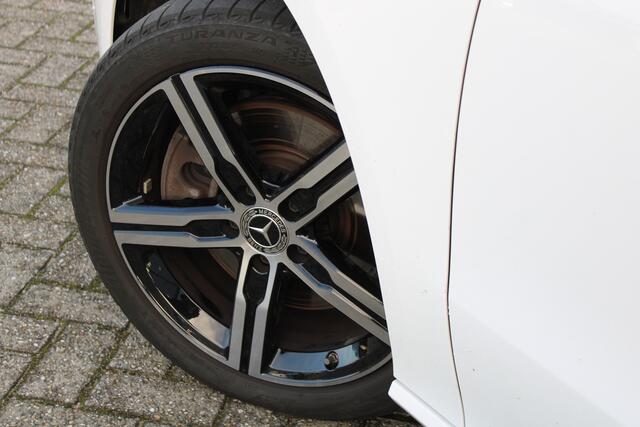 Mercedes-Benz CLA-KLASSE Shooting Brake 250e AUT8 Premium NIGHT PAKKET PANORAMADAK SFEER CARPLAY 18''
