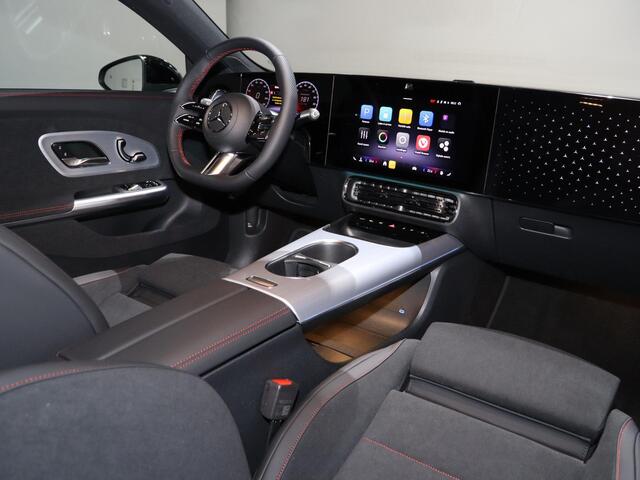 Mercedes-Benz CLA-KLASSE 250+ Launch Edition 85 kWh | Night | Panoramadak | Stoelverwarming | DISTRONIC | Achteruitrijcamera | Dodehoekassistent |