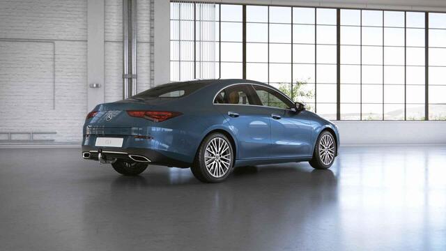 Mercedes-Benz CLA-KLASSE 200 Luxury Line | Trekhaak | Stoelverwarming | Sfeerverlichting | Widescreen |