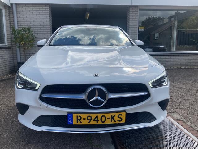 Mercedes-Benz CLA-KLASSE 180 Bus. Sol. AMG AUTOMAAT