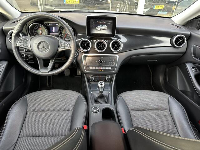 Mercedes-Benz CLA-KLASSE Shooting Brake | AMG Velgen 18 inch | Wegklapbare Trekhaak | 180 occasion