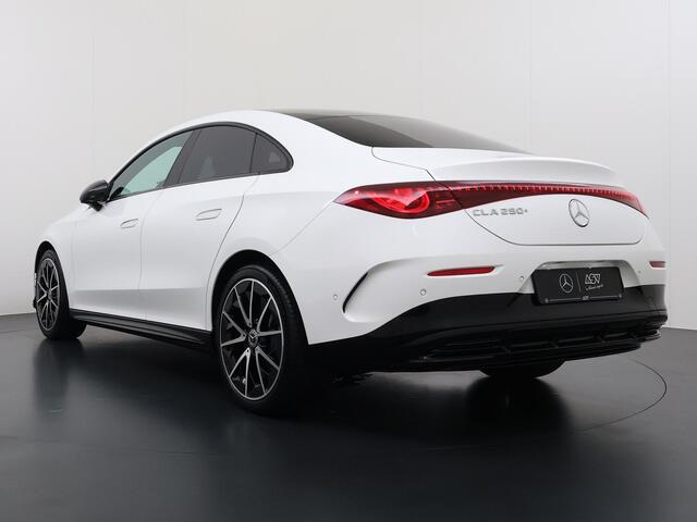 Mercedes-Benz CLA-KLASSE 250+ Launch Edition 85 kWh Accu | Memorystoelen | Warmtepomp | Multibeam Led | Stoelverwarming Voorin | Distronic Cruise Control | Achteruitrijcamera | Nightpakket | Dodehoekassistent