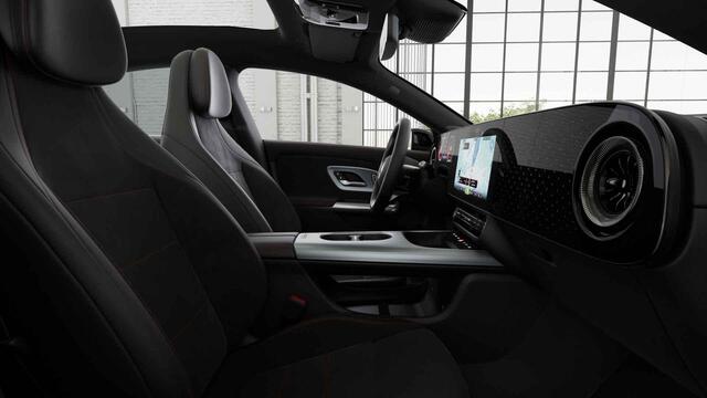 Mercedes-Benz CLA-KLASSE 180 Business Solution AMG | MULTIBEAM LED | Panoramadak | Trekhaak | Nightpakket | Achteuitrijcamera |