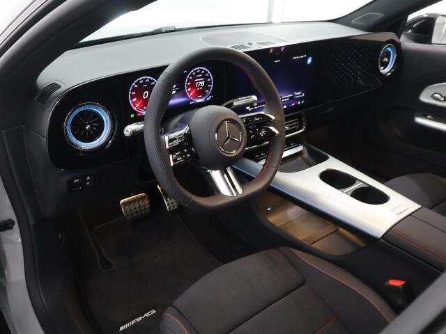 Mercedes-Benz CLA-KLASSE 250+ Launch Edition 85 kWh | Night | Panoramadak | DISTRONIC | Achteruitrijcamera | Dodehoekassistent |