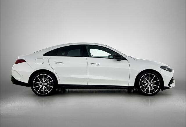 Mercedes-Benz CLA-KLASSE 250+ AMG Nightpakket Launch Edition 85 kWh | Trekhaak | Distronic | Alarm | Memory | Sfeerverlichting | Panoramadak | Dode Hoek Ass | Inclusief 24 maanden Mercedes-Benz Certified garantie voor Europa |