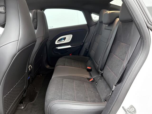 Mercedes-Benz CLA-KLASSE 250+ AMG Nightpakket Launch Edition 85 kWh | Trekhaak | Distronic | Alarm | Memory | Sfeerverlichting | Panoramadak | Dode Hoek Ass | Inclusief 24 maanden Mercedes-Benz Certified garantie voor Europa |