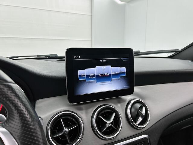 Mercedes-Benz CLA-KLASSE Shooting Brake 180 Automaat Business Solution AMG Style / Panorama-dak / Airco / Cruise-ctr. / Camera / stoelverw. / Apk 09-2026