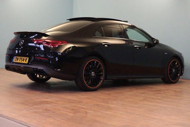 Mercedes-Benz CLA-KLASSE 250 Premium Orange Edition | NAVI | CAMERA + PDC | SCHUIF / KANTELDAK | STOELVERW | AMBIENT LIGHT |