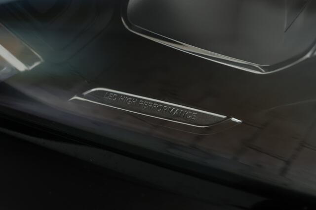 Mercedes-Benz CLA-KLASSE Shooting Brake AMG 45 S 4MATIC+ 422Pk, Navigatie, Climate,