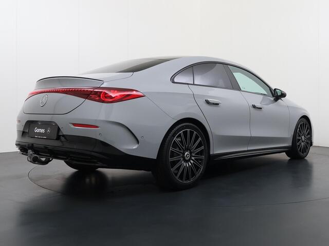 Mercedes-Benz CLA-KLASSE 180 Business Solution AMG | AMG Line Plus | Premium Plus Pakket | Night Pakket | Trekhaak | Panoramadak | MBUX Superscreen | Burmester 3D Surround | Head-up Display | Adaptieve Cruise Control | Dodehoekassistent | Verkeersbordenassistent | MULTIBEAM LED 