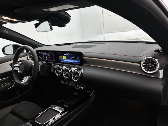 Mercedes-Benz CLA-KLASSE 180 Star Edition AMG Line Plus | Parkeerpakket met 360°-camera | Head-up display | Voorstoelen met Memory | Dodehoekassistent | Antidiefstalpakket GUARD 360° Plus | Draadloos oplaadsysteem voor Smartphone |