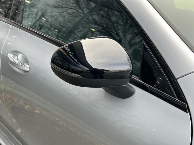 Mercedes-Benz CLA-KLASSE 250e AMG // Panoramadak // Nightpakket // Sfeerverlichting // Carplay // Camera // Keyless // MultiBeam