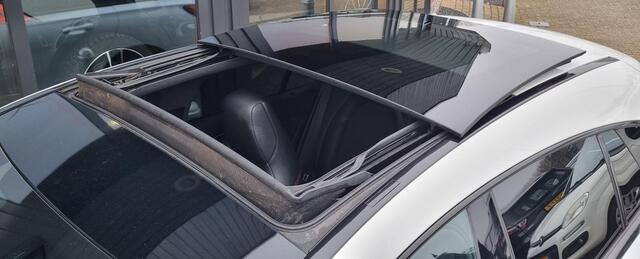 Mercedes-Benz CLA-KLASSE Shooting Brake 180 | PANO | 18" | AMG | LED | AUTOMAAT | DEALER ONDERHOUDEN |