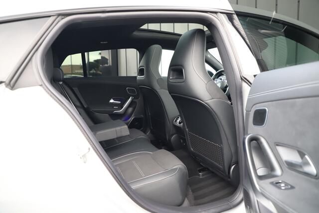 Mercedes-Benz CLA-KLASSE Shooting Brake 250e AMG | 218PK | Head-up | Burmester | Keyless-go | Memory | Sfeerverlichting | Multibeam | Distronic | 2025.