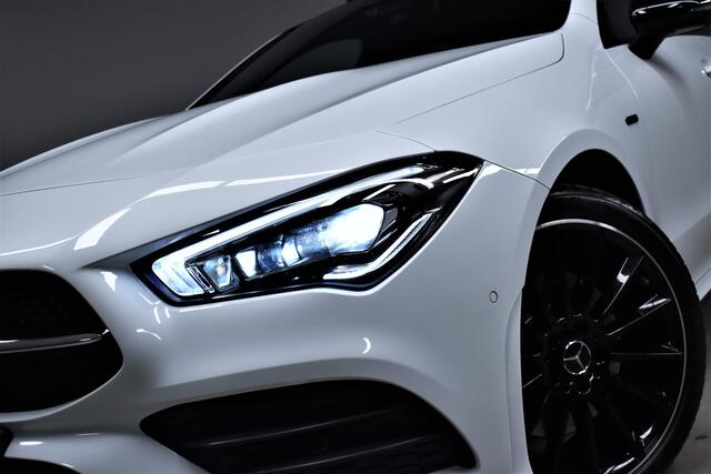 Mercedes-Benz CLA-KLASSE 250 e 218pk AMG-Line Limited 1e Eig. Dealer OH Pano/Sfeer/Virtual/Camera/Navi/Stoelverw./Pdc/Cruise/Lmv19"