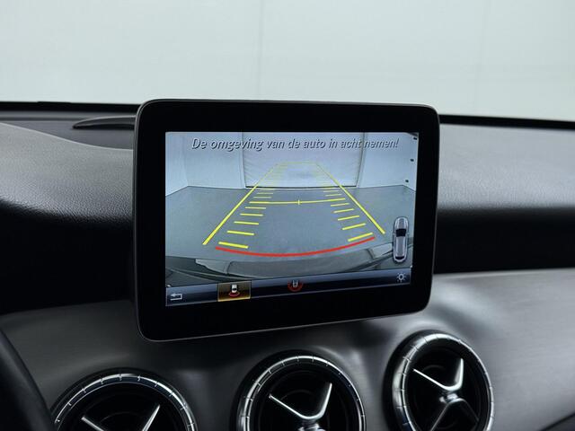 Mercedes-Benz CLA-KLASSE Shooting Brake 180 AMG Styling Camera Automaat