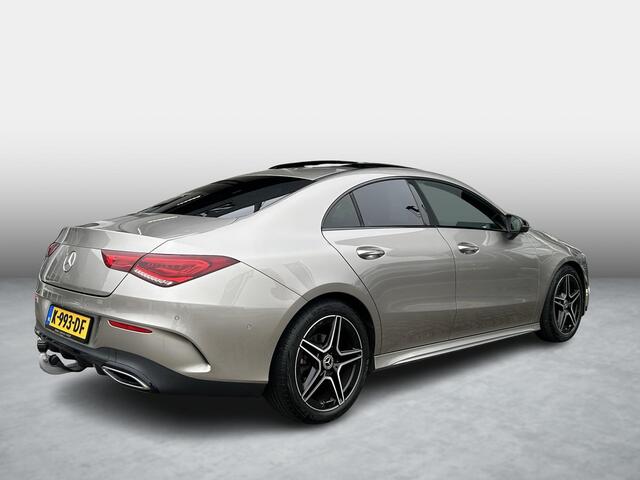 Mercedes-Benz CLA-KLASSE 180 Business Solution AMG | Trekhaak | Memory | Panoramadak