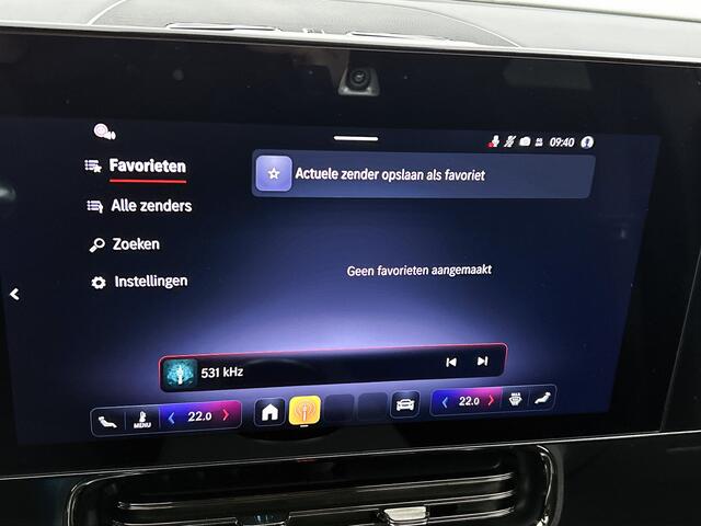 Mercedes-Benz CLA-KLASSE 180 Business Solution AMG | Memorypakket | Panoramadak | Nightpakket | Multibeam LED | THERMOTRONIC | 19 inch AMG velgen | Smartphone integratie | Adaptieve cruisecontrol |