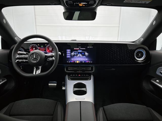 Mercedes-Benz CLA-KLASSE 250+ Launch Edition 85 kWh | Trekhaak | Panoramadak | Warmtepomp | Memorypakket | Smartphone integratie | Multibeam LED | 19 inch AMG velgen | Sierdelen aluminium | Adaptieve cruisecontrol |