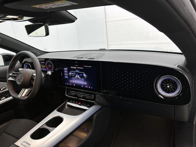 Mercedes-Benz CLA-KLASSE 250+ Launch Edition 85 kWh | Warmtepomp | Memorypakket | Panoramadak | Adaptieve Cruisecontrol | Nightpakket | Smartphone integratie | Multibeam LED | Sierdelen aluminium |