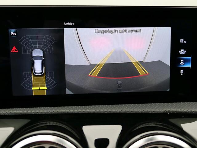 Mercedes-Benz CLA-KLASSE Shooting Brake 180 Business Solution AMG AMG | Night Pakket | Panorama Schuif-Kanteldak | Trekhaak | Memory Voorstoelen | Sfeerverlichting. Inclusief 24 maanden Mercedes-Benz Certified garantie voor Europa.