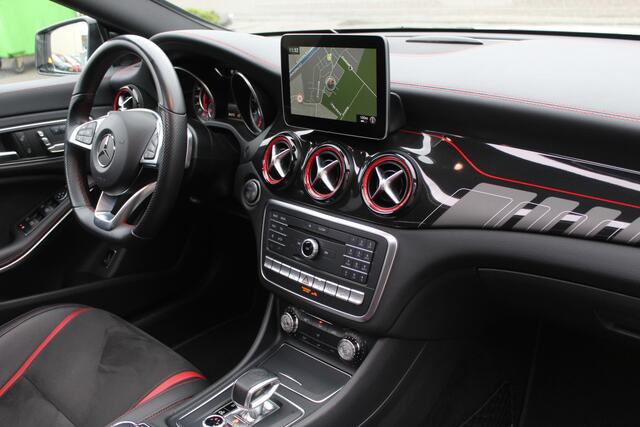 Mercedes-Benz CLA-KLASSE 45 AMG 4MATIC 381pk Panoramadak/Schaalstoelen/Navigatie/Achteruitrijcamera/Performance uitlaat/Elektrische best. stoel met geheugen/Sfeerverlichting/Keyless/Stoelverwarming/Inklapbare spiegels/Dodehoek detectie/Apple carplay/Led koplampen
