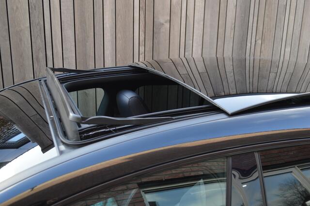 Mercedes-Benz CLA-KLASSE Shooting Brake 200 AMG Led Panorama Widescreen Sfeer Camera Night Augmented Pdc