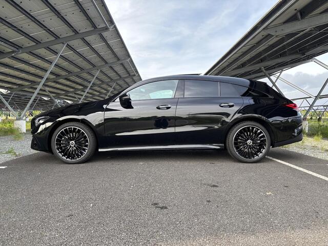 Mercedes-Benz CLA-KLASSE Shooting Brake 250 e Business Solution AMG | Night | Panoramadak | 360 camera | Sfeerverlichting | Apple carplay | Stoelverwarming |