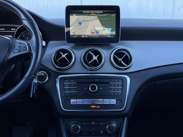 Mercedes-Benz CLA-KLASSE Shooting Brake 180 Business Solution Automaat