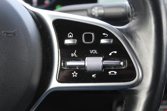 Mercedes-Benz CLA-KLASSE Shooting Brake 200 Luxury Line