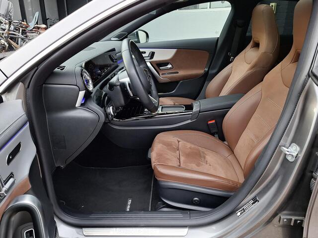 Mercedes-Benz CLA-KLASSE Shooting Brake 180 AMG Line | Panoramadak | Bruin interieur | Burmester | 360° Camera | Head-up Display | Memory pakket | Sfeerverlichting | Dodehoekassistent | Multibeam LED | Keyless-GO | Elektrische achterklep