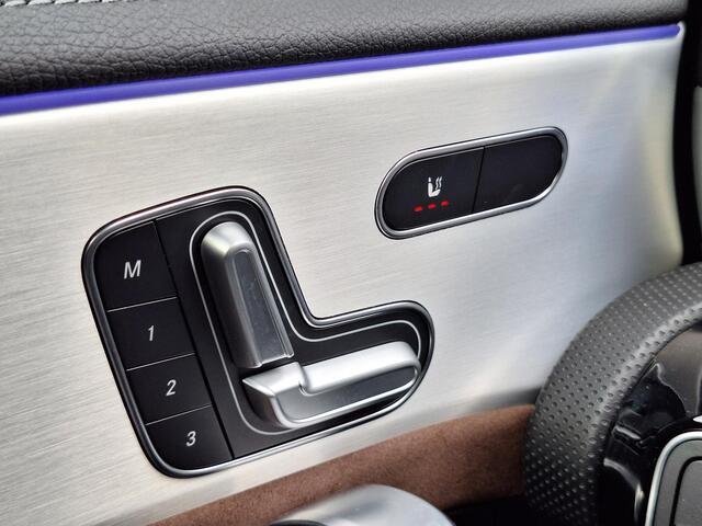 Mercedes-Benz CLA-KLASSE Shooting Brake 180 AMG Line | Panoramadak | Bruin interieur | Burmester | 360° Camera | Head-up Display | Memory pakket | Sfeerverlichting | Dodehoekassistent | Multibeam LED | Keyless-GO | Elektrische achterklep