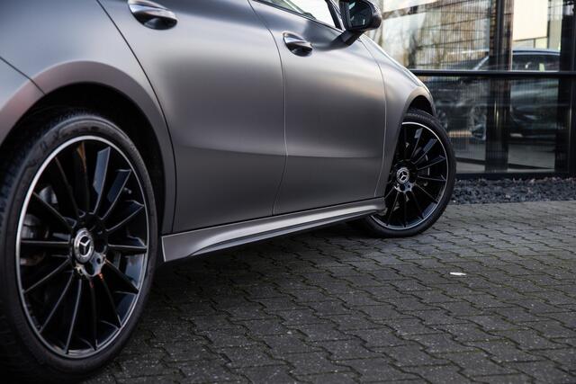 Mercedes-Benz CLA-KLASSE 200 Premium Plus , Panoramadak, Burmester, Head-up display,